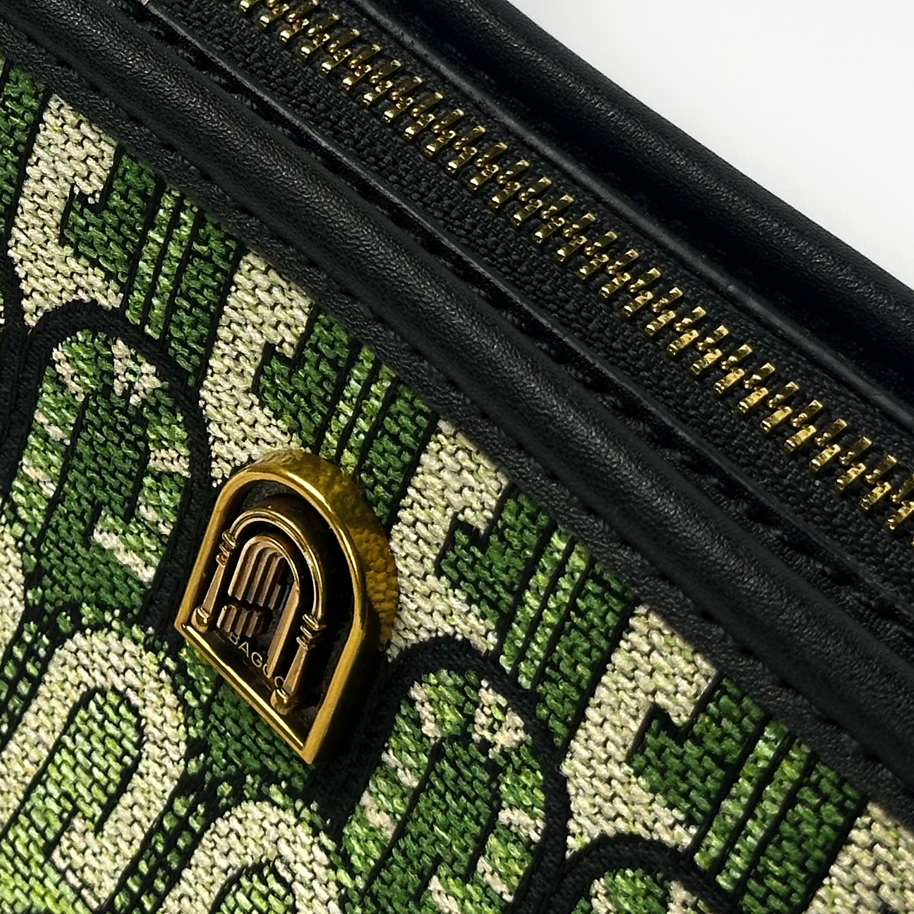 G-Jacquard shoulder